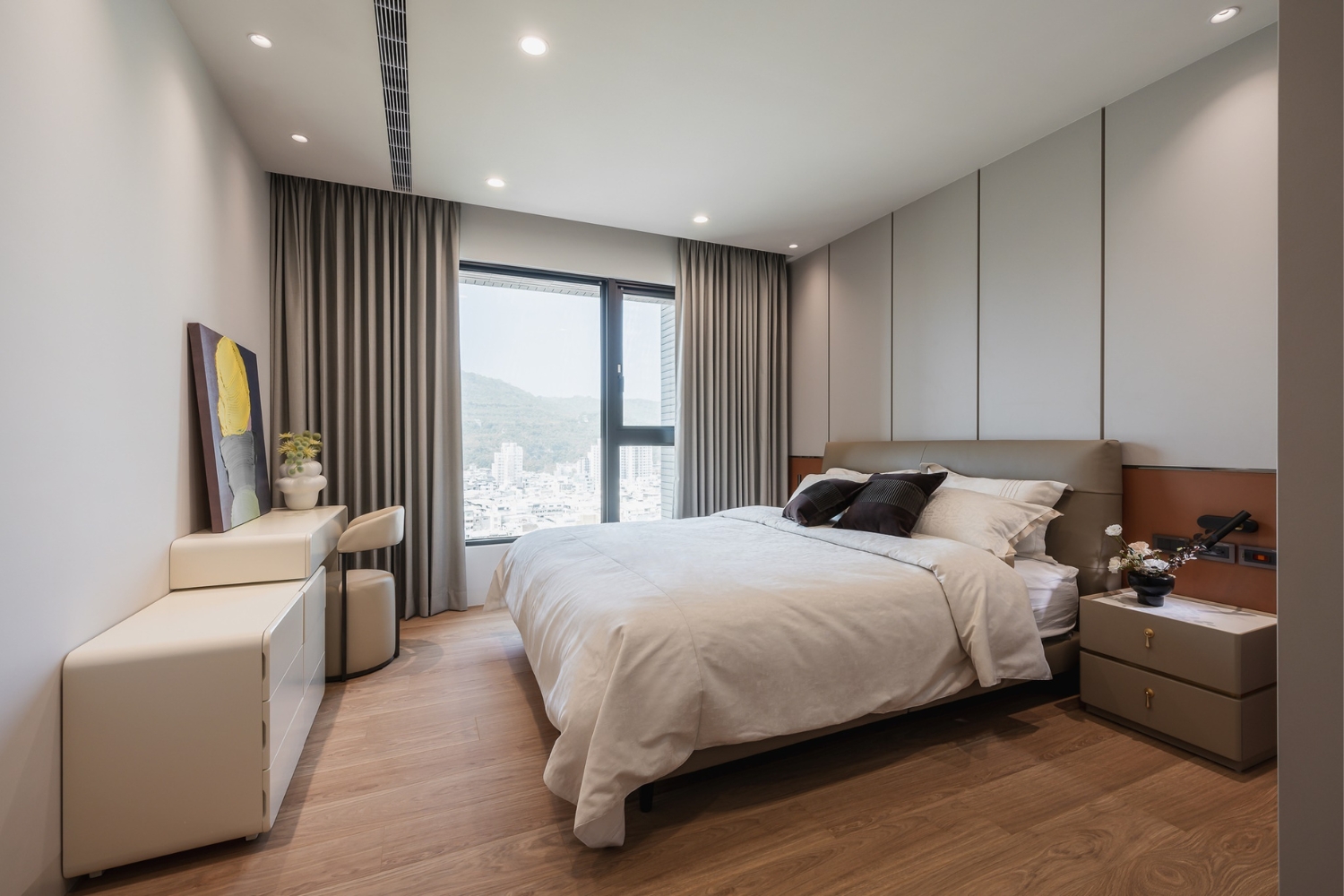 皇苑御之苑- 打造高品質生活的空間裝修設計典範｜高雄藝瓦室內設計